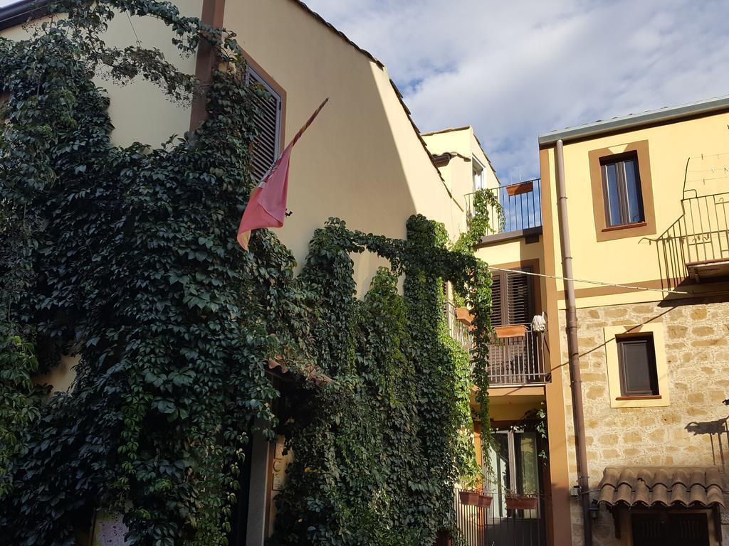 La Volpe E L'Uva B&B Piazza Armerina Buitenkant foto